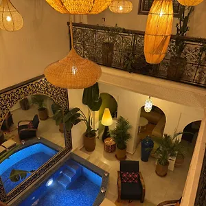 Julilu Privatise Riad